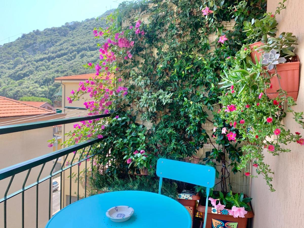 Appartement Biker'S Blue Cove à Finale Ligure Extérieur photo